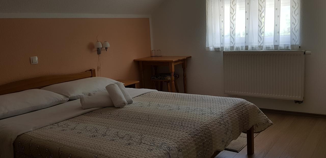 Hotel House Kajfes Plitvička Jezera Exterior foto